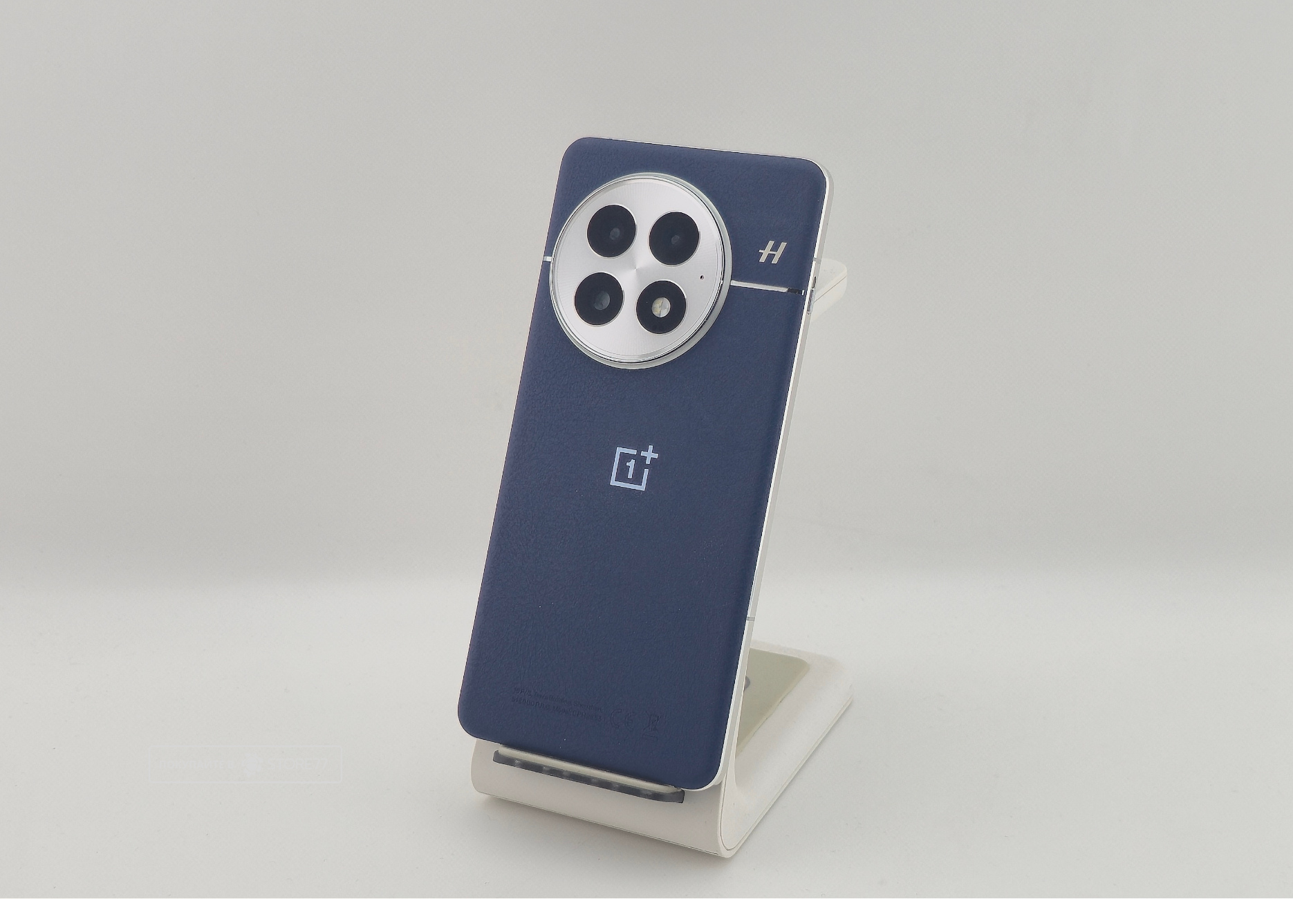 Телефон OnePlus 13 16/512 ГБ, цвет: полуночный синий (Midnight Ocean) (Восстановленный)