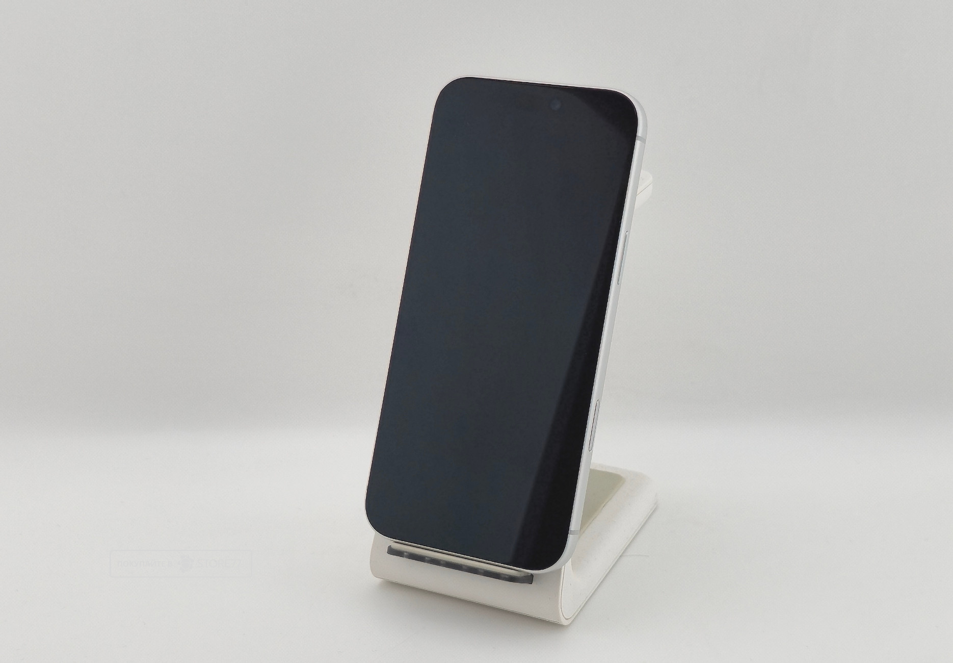 Телефон Apple iPhone 17 Pro Max 256 ГБ, цвет: серебристый (Silver) (Восстановленный)