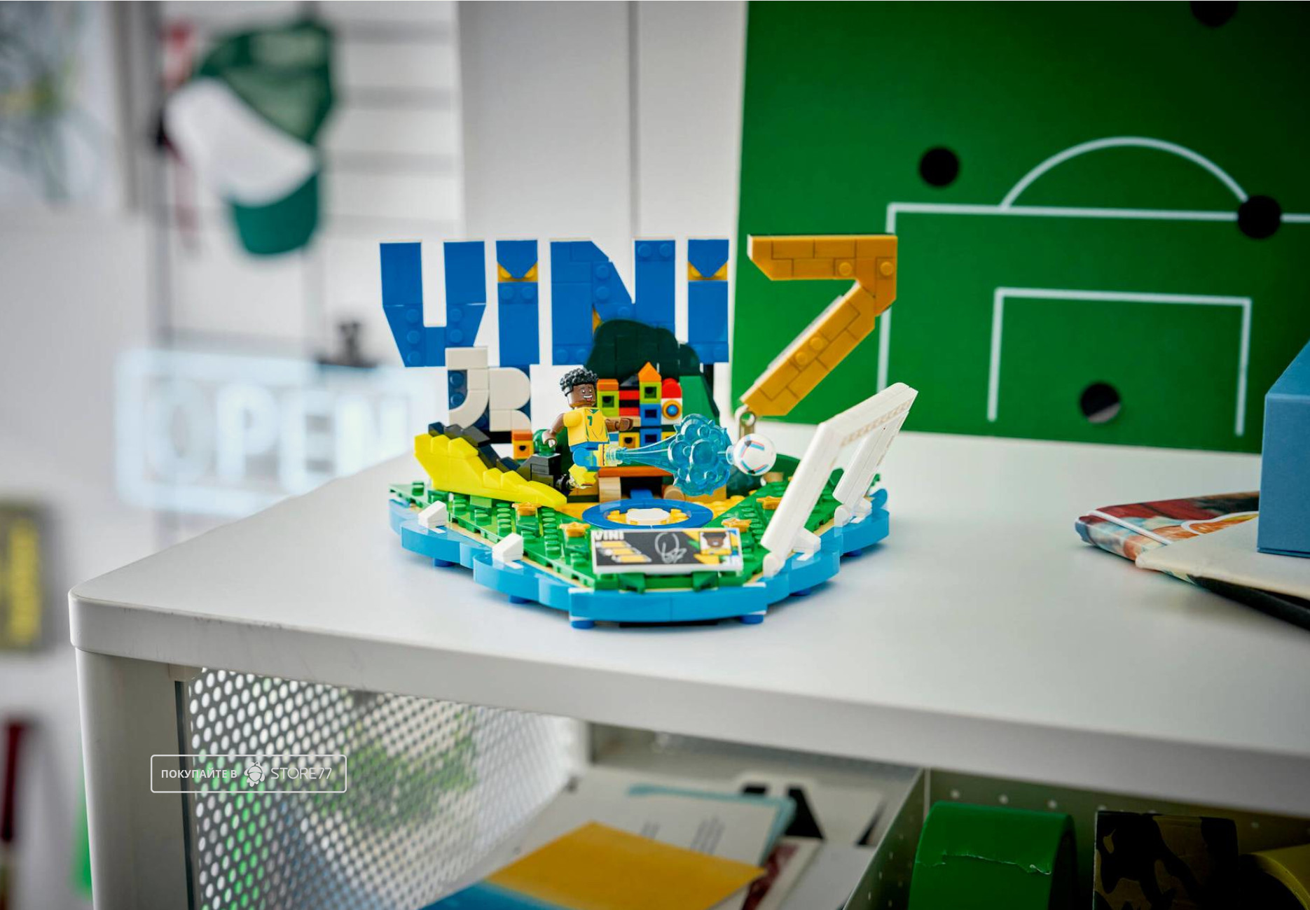 Конструктор LEGO Editions (Эдишнс) 43027 Винисиус Жуниор